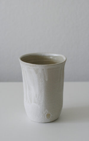 White short vase - Image 5