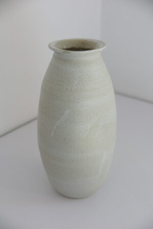White vase #4 - Image 2
